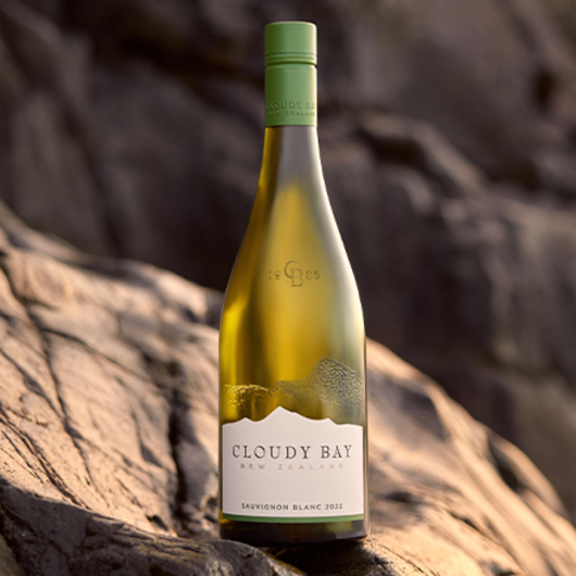 2022 Cloudy Bay Sauvignon Blanc