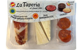 Tapas Mix mit Serrano, Manchego und Chorizo