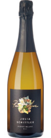 Julia Schittler Pinot Blanc Winzersekt